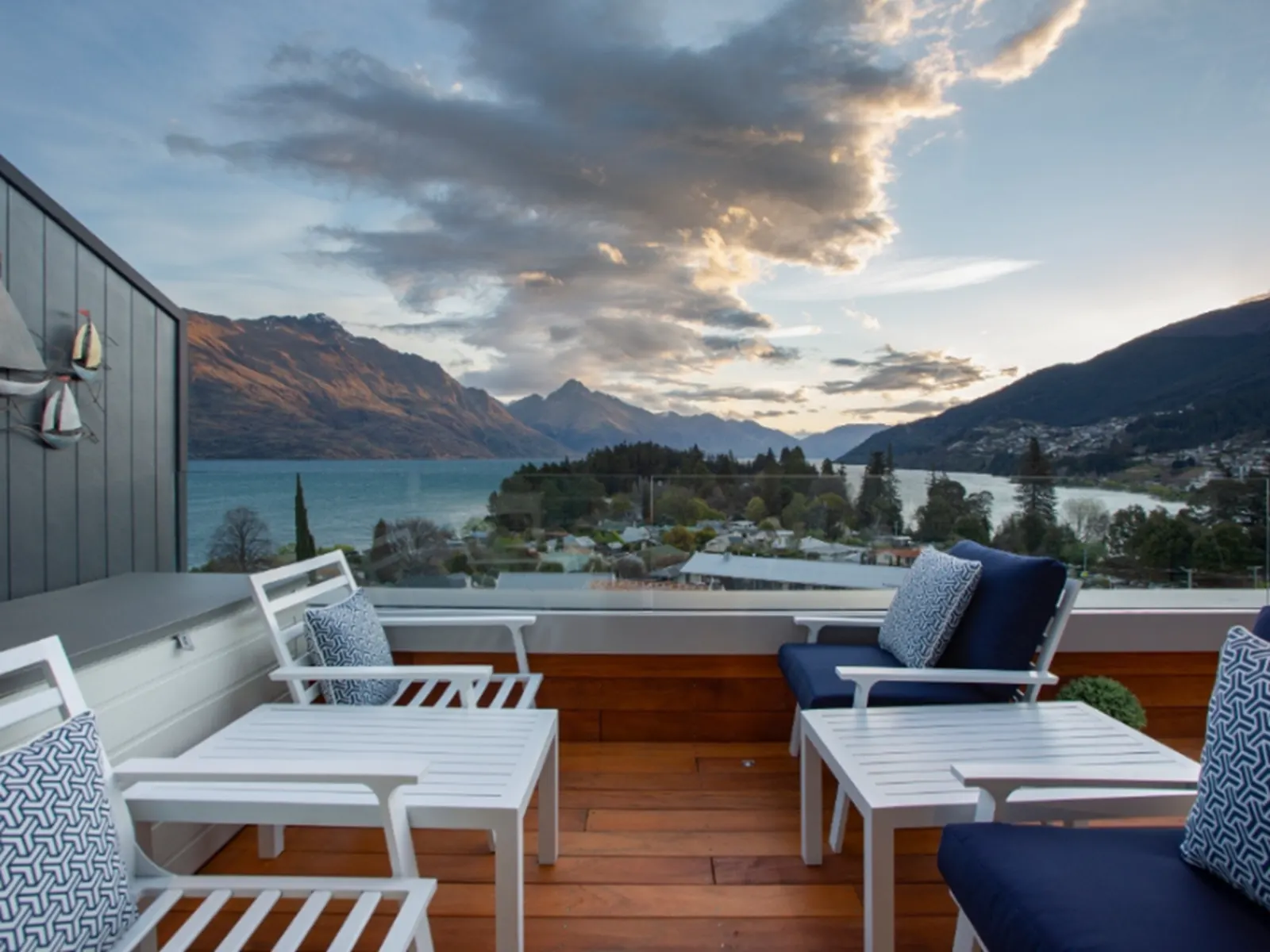 Ramada queenstown central 03